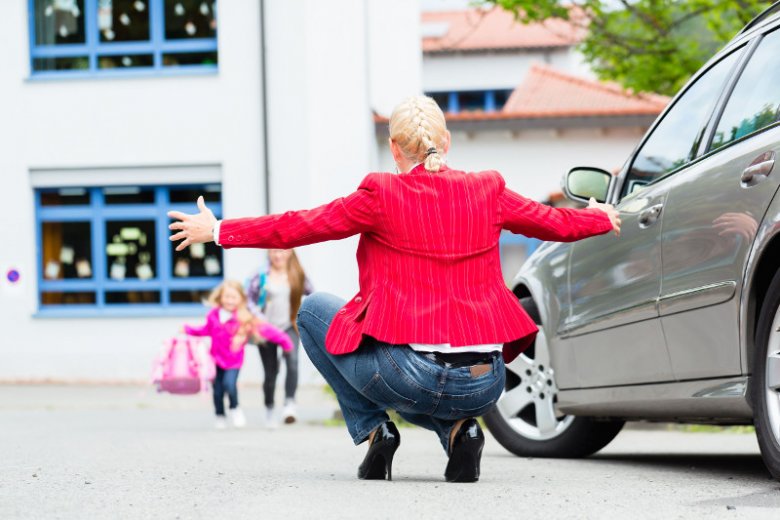 Mama lub tata będą mogli pracować godzinę krócej, by wcześniej odebrać dzieci z przedszkola i szkoły.