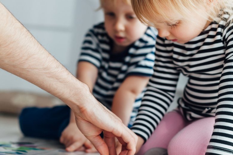 Puzzle "Ułóż mi bajkę" wydawnictwa Zielona Sowa.