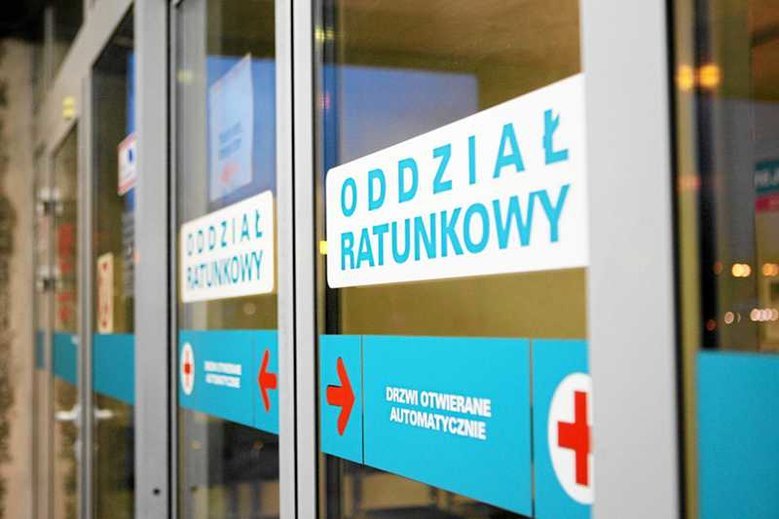 Szpital odmówił przyjęcia na SOR dziecka z kleszczem w szyi.