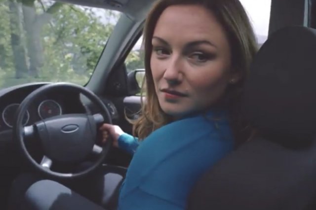 Kampania skierowana do rodziców odnośnie niebezpieczeństwa w czasie podróży.