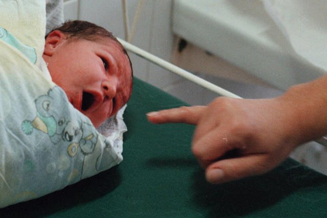 Prawdopodobnie w 2014 r. w Polsce urodzi się więcej osób niż umrze
