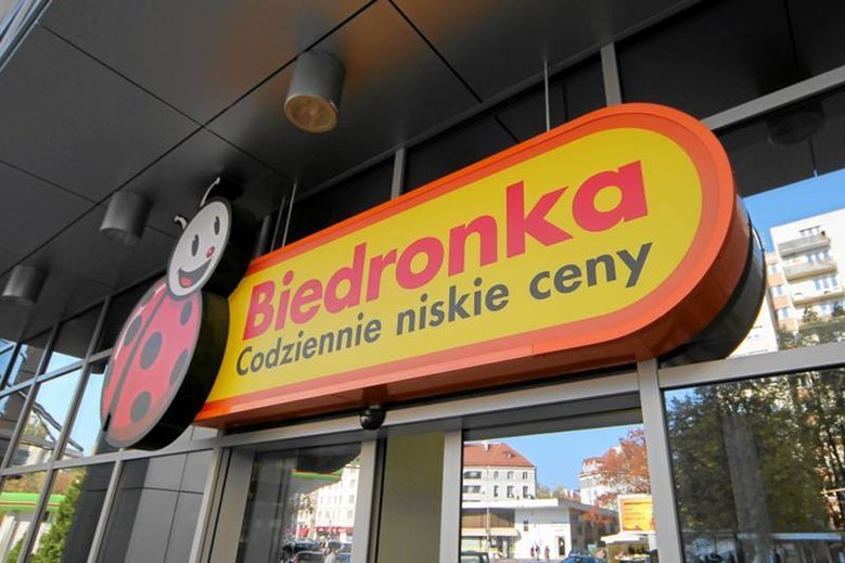 Klapki Kubota kupicie w Biedronce już za 19,99 zł!