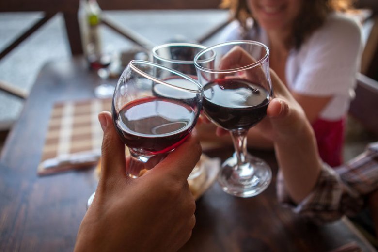 Kawa i wino mogą chronić przed rakiem piersi