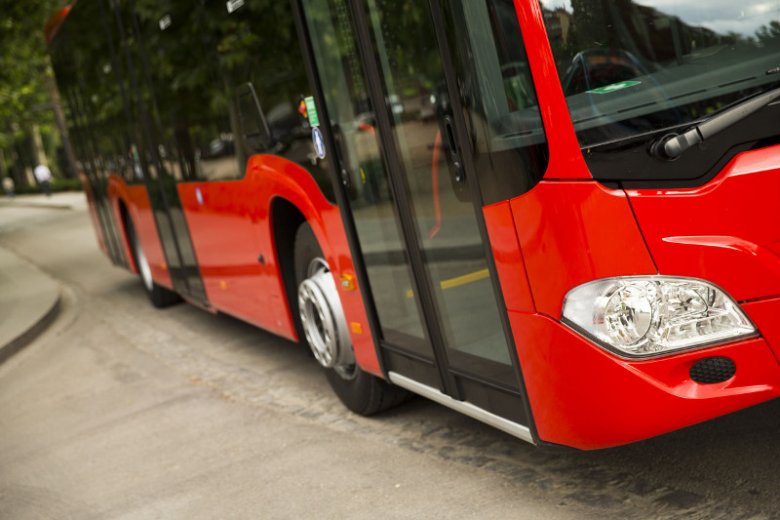 Dziewczynka pobiegła szukać pomocy u kierowcy autobusu