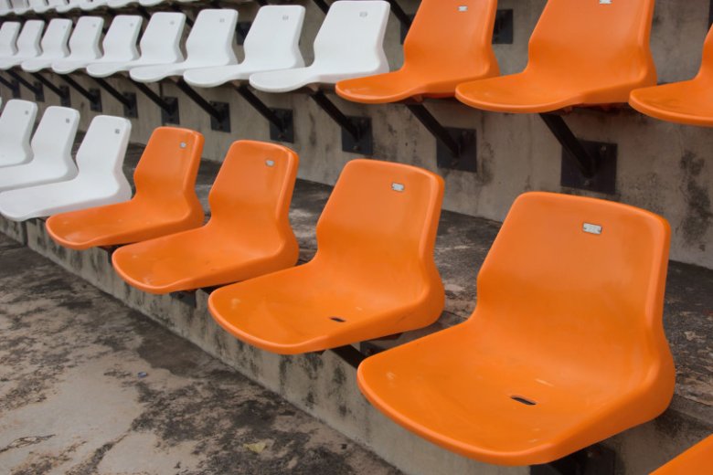 Złe zachowanie rodziców będzie miało wpływ na zakaz stadionowy.