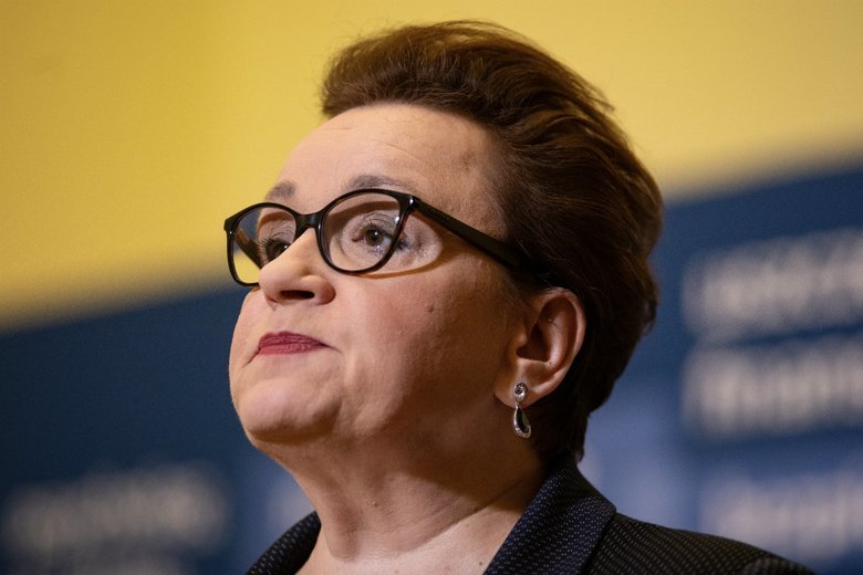 NIK krytykuje Annę Zalewską w raporcie o reformie edukacji