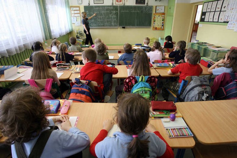 Hymn jednej ze szkół w Pruszkowie wywołał sprzeciw Fundacji Wolność Od Religii.
