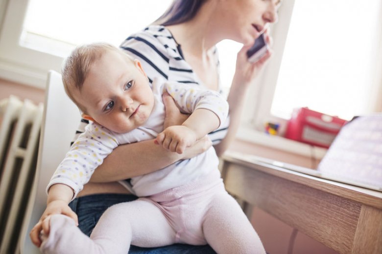 Jak wychować szczęśliwe i inteligentne dziecko? Mów do niego!