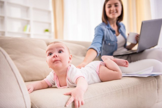 Wszystkowiedząca, panikująca, czy po prostu zła – jest wiele typów internetowych mam.