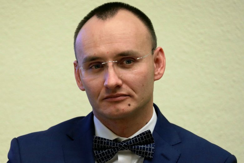 Rzecznik Praw Dziecka o klapsach: trzeba je odróżnić od bicia
